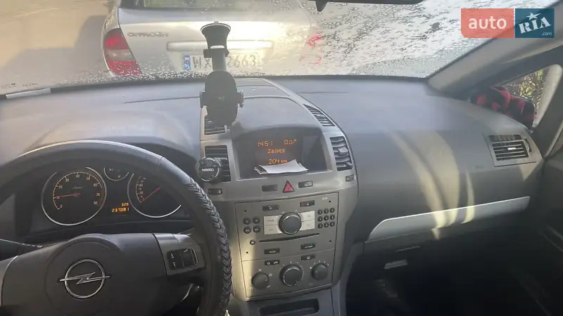 Opel Zafira