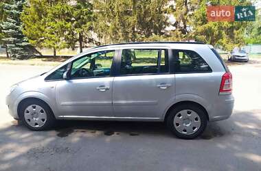 Opel Zafira  2009