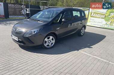 Opel Zafira  2014