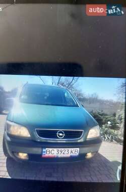 Opel Zafira  2002