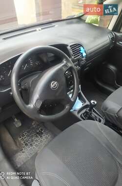 Opel Zafira 2001