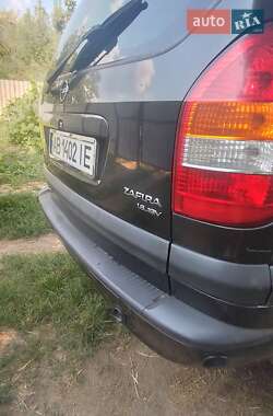Opel Zafira  1999