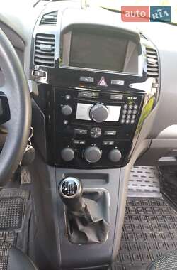 Opel Zafira  2010