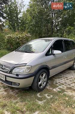 Opel Zafira  2004
