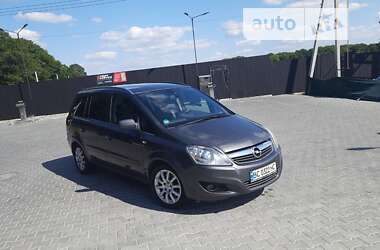 Opel Zafira  2010