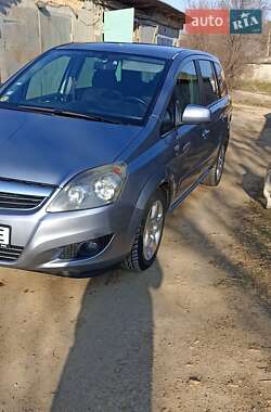 Opel Zafira 2010