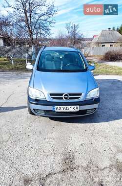 Opel Zafira  2003