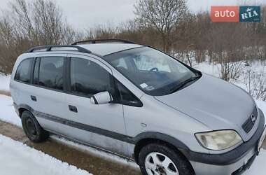 Opel Zafira  2002