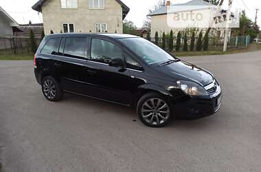 Opel Zafira  2011