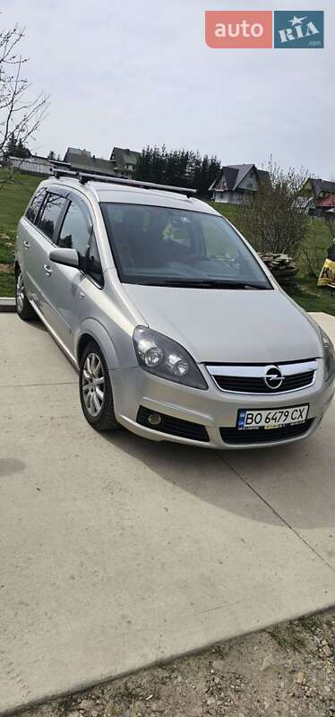 Opel Zafira 2008 року в Вінниці