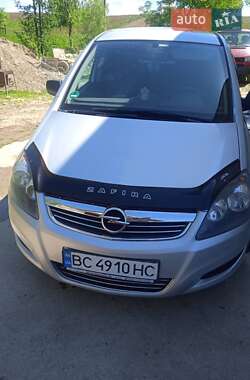 Opel Zafira  2011