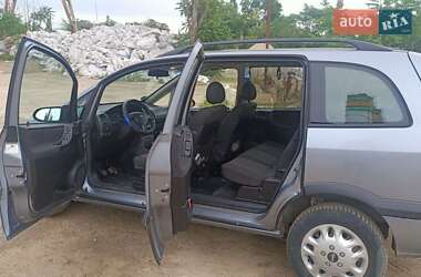Opel Zafira  2005
