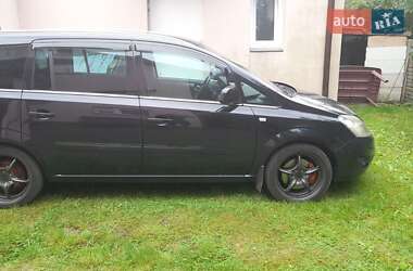 Opel Zafira  2011