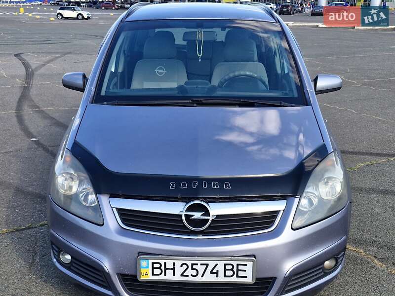 Opel Zafira 2007 року в Одесі