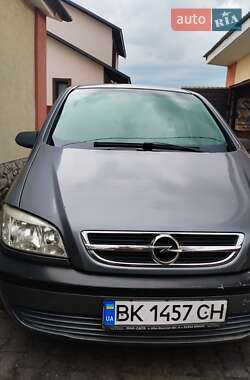 Opel Zafira  2005