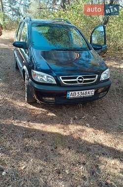 Opel Zafira  2003
