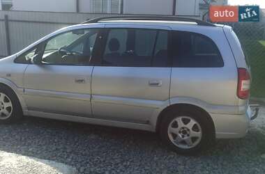Opel Zafira  2003