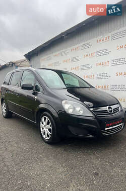 Opel Zafira  2012