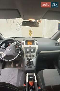 Opel Zafira  2008