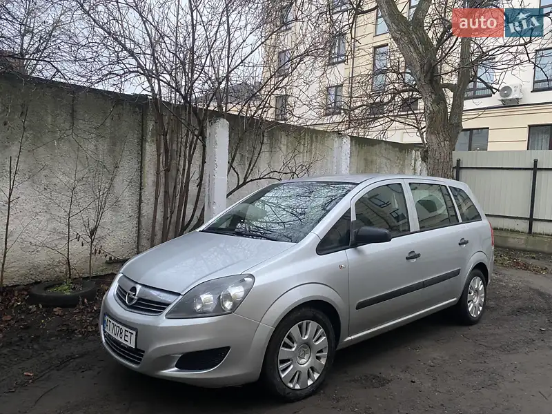 Opel Zafira