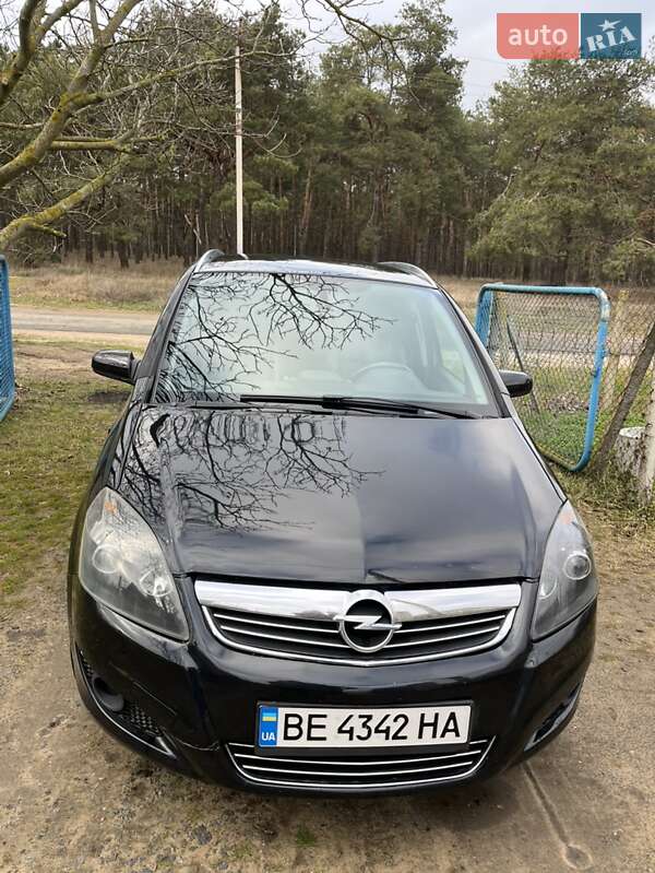 Opel Zafira