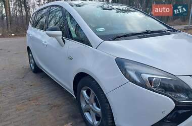 Opel Zafira  2014