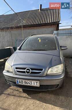 Opel Zafira 2004