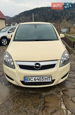 Opel Zafira  2013