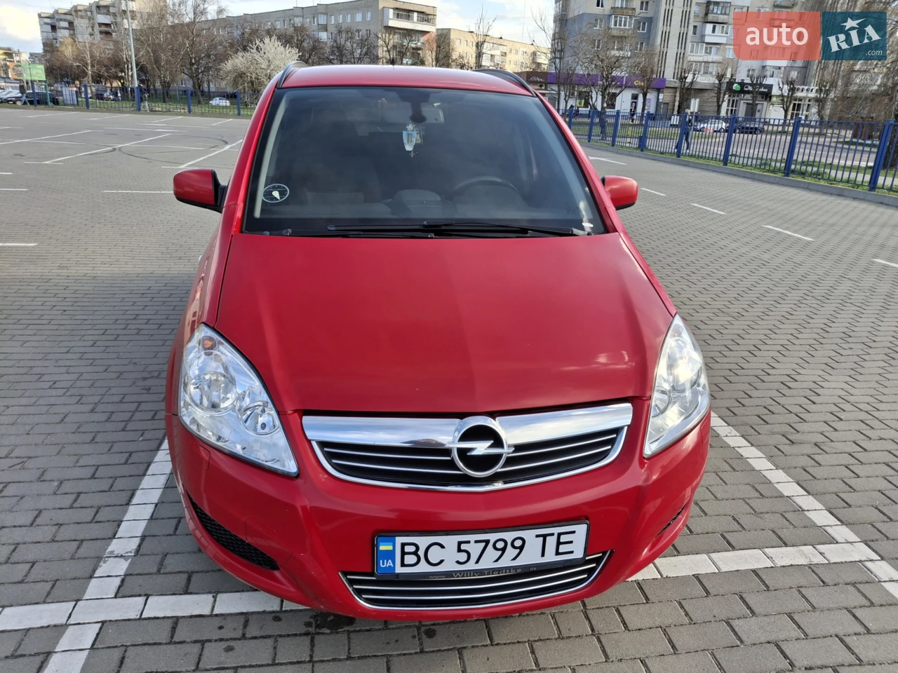 2010 Opel Zafira - фото 1