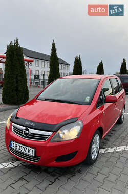 Opel Zafira  2010