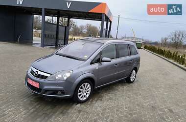 Opel Zafira  2008