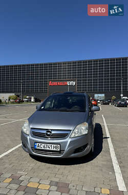 Opel Zafira  2010