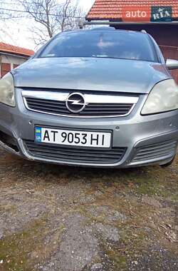 Opel Zafira  2005