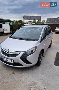 Opel Zafira  2012
