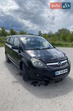 Opel Zafira  2010
