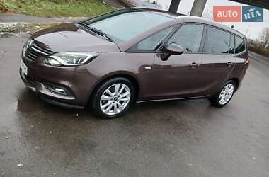 Opel Zafira  2018