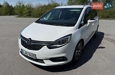 Opel Zafira  2017