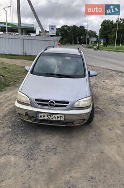 Opel Zafira  2004