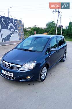 Opel Zafira  2008