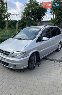 Opel Zafira  2003