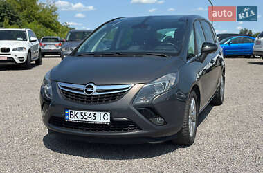 Opel Zafira  2015