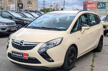 Opel Zafira  2015