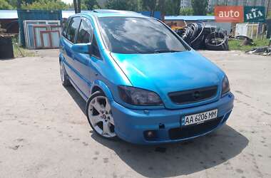 Opel Zafira  2002