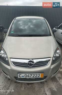 Opel Zafira  2009