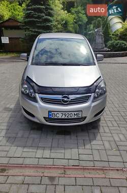 Opel Zafira  2011