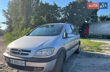 Opel Zafira 2004