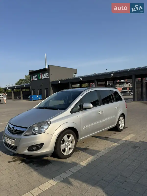 Opel Zafira 2014
