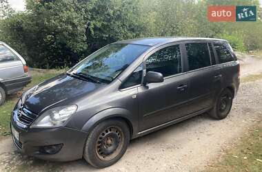 Opel Zafira  2011