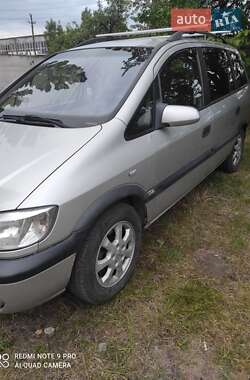 Opel Zafira  2001
