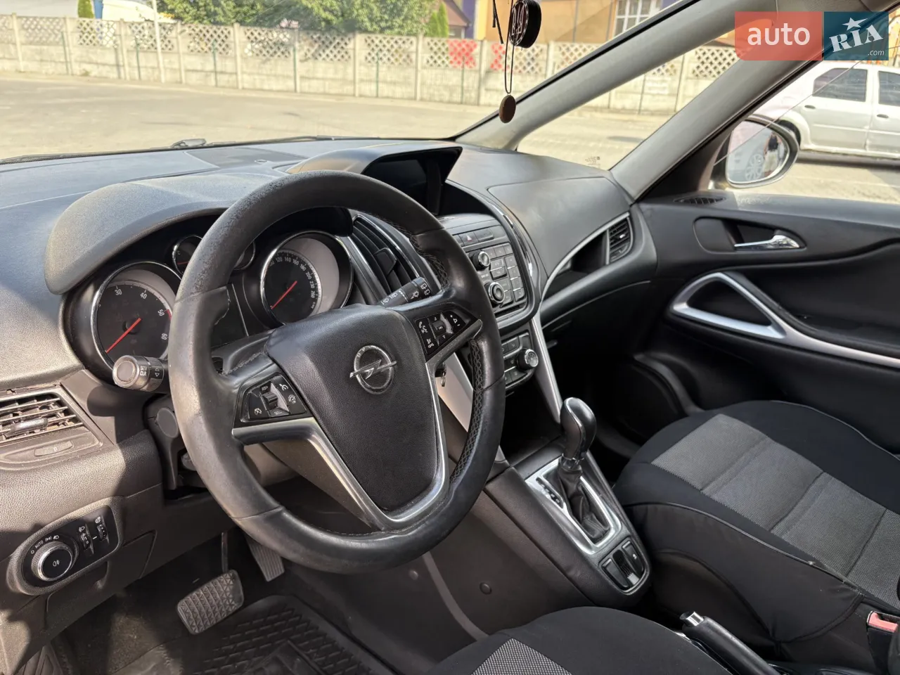 2012 Opel Zafira - мініатюра 2